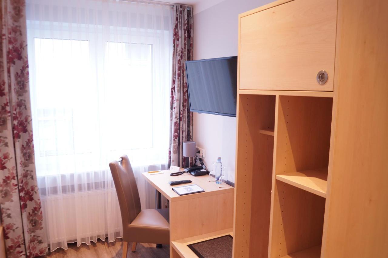 Hotel Gasthof Luis 바르부르크 외부 사진